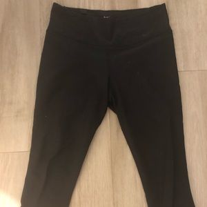 Nike Dri-fit black crop leggings, size M